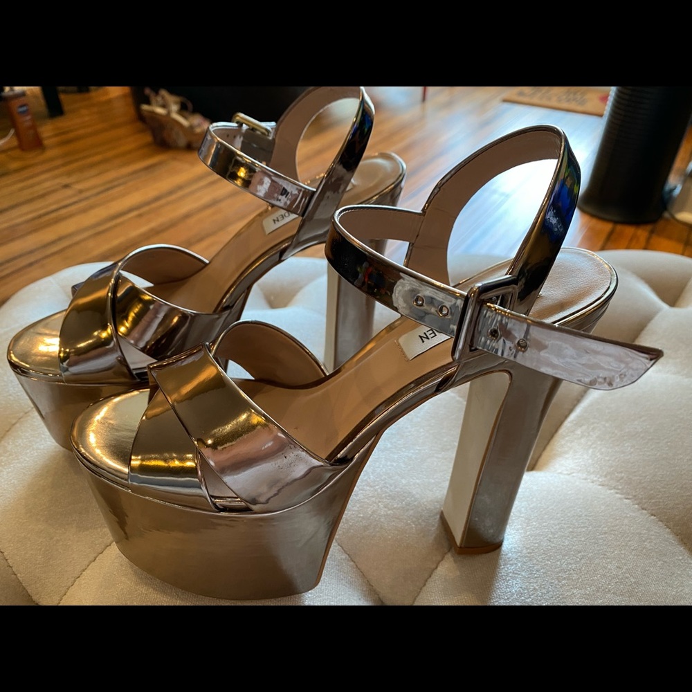 Steve Madden Vaida tall platform sandals